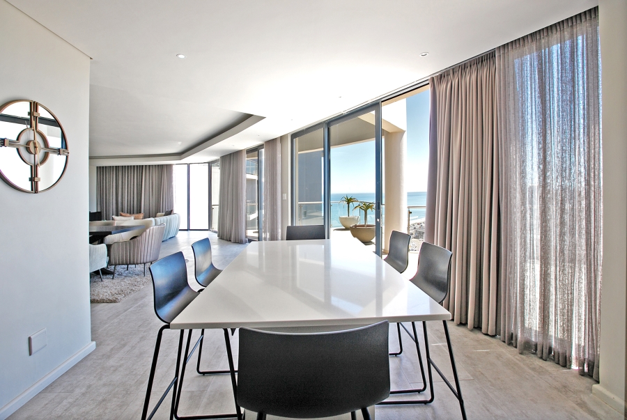 4 Bedroom Property for Sale in Waves Edge Western Cape